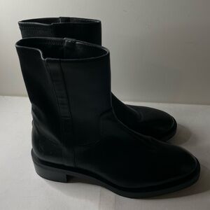 Stuart Weitzman Boots